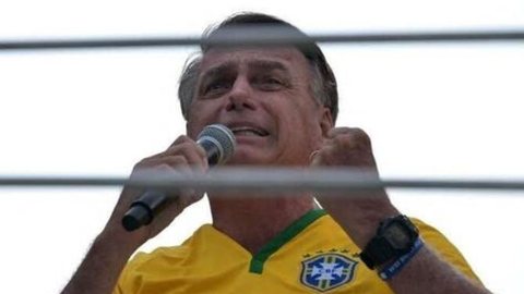 Bolsonaro ironiza perguntas feitas pela PF em seu depoimento - Imagem: reprodução Twitter I @felipeneto